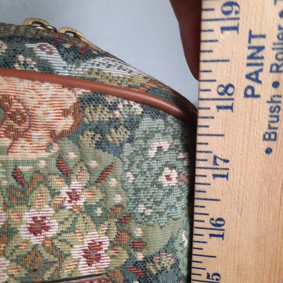 Vintage Expandable Tapestry Bag Overnight Bag  Tote Pegasus Cottagecore Floral - Picture 14 of 16